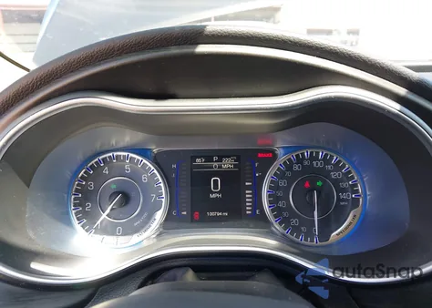 2015 Chrysler 200 Limited из США, поврежденный, VIN 1C3CCCAB2FN569986